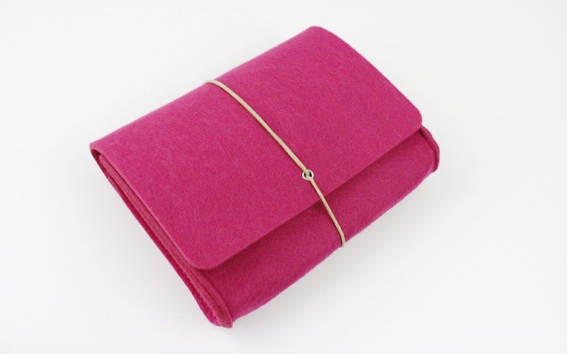 Original handmade rose red felt camera bag power cord bag charger bag charger storage bag 3C peripheral storage bag transmission line storage bag (can be customized)-ZMY103ROCCM - Cable Organizers - Other Materials 