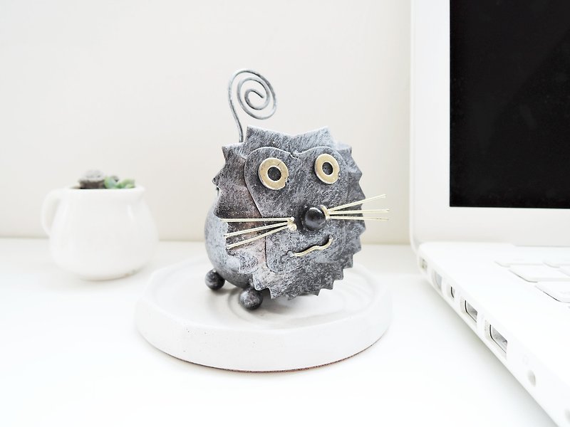 Warm companionship iron man little lion note clip animal paperweight healing ornaments - Folders & Binders - Other Metals Black