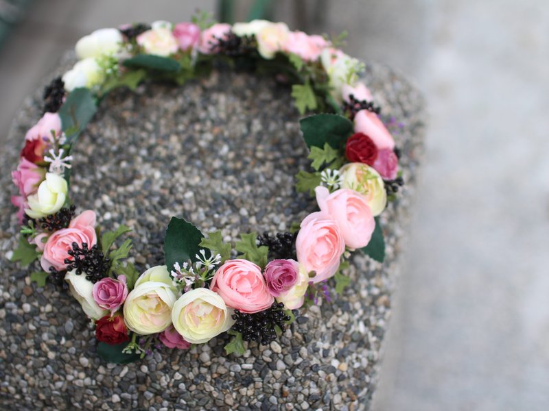 FaChic wreath of artificial flowers series │ picnic. Bridal headdress (Pink) - Hair Accessories - Other Materials Pink