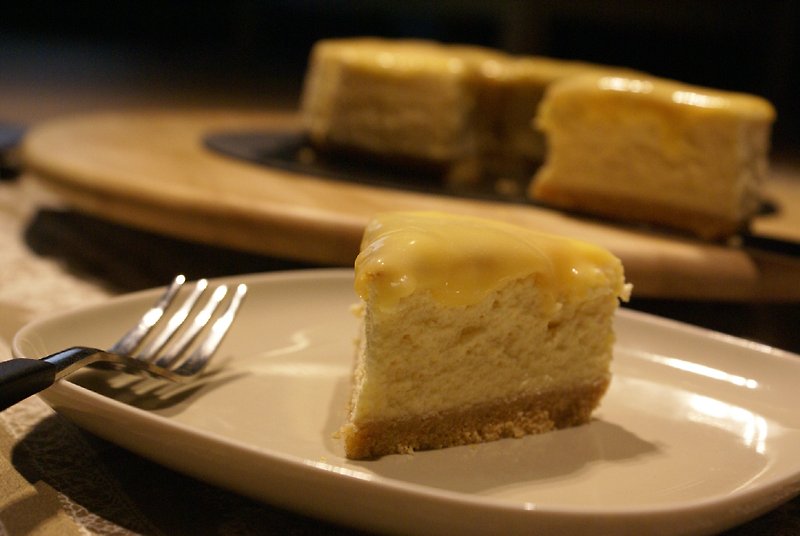【チーズ＆チョコレート】アメリカンヘビーチーズケーキ 手作りサワーイエローレモンカード添え/8インチ - キッシュ・パイ - 食材 イエロー