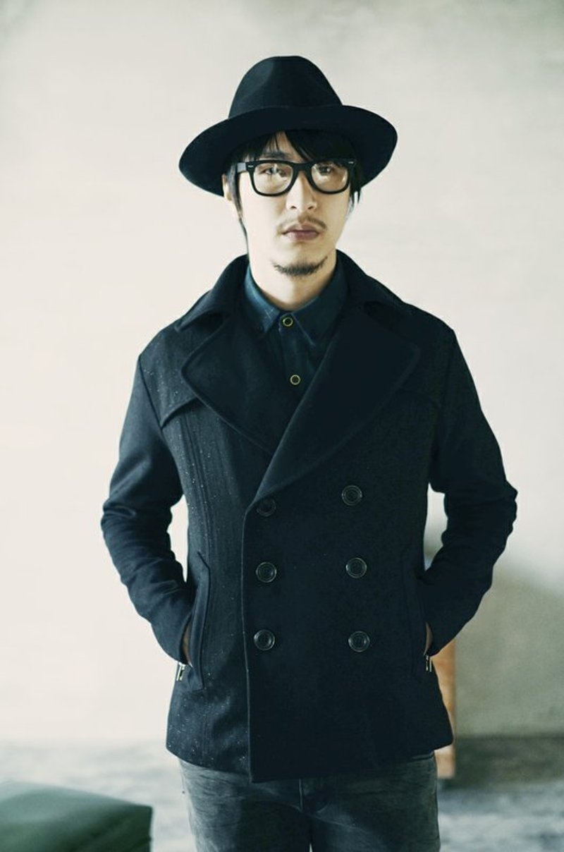 Machismo- checkerboard silver onions double-breasted coat - เสื้อแจ็คเก็ต - วัสดุอื่นๆ สีดำ