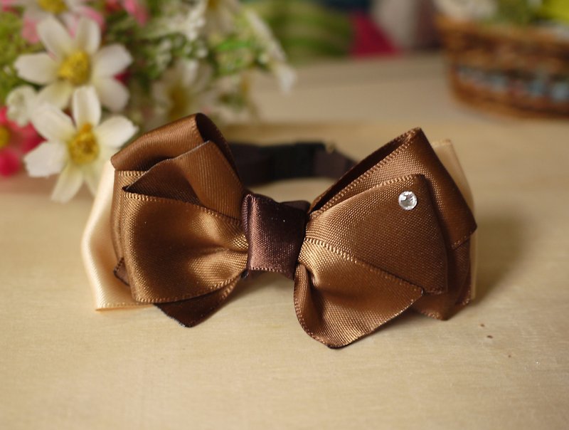 Safety Pet Collar x Mature Coffee Cat/Dog/Neckband/Bow Tie/Chwee ♥Cherry Pudding♥ - Collars & Leashes - Cotton & Hemp Brown