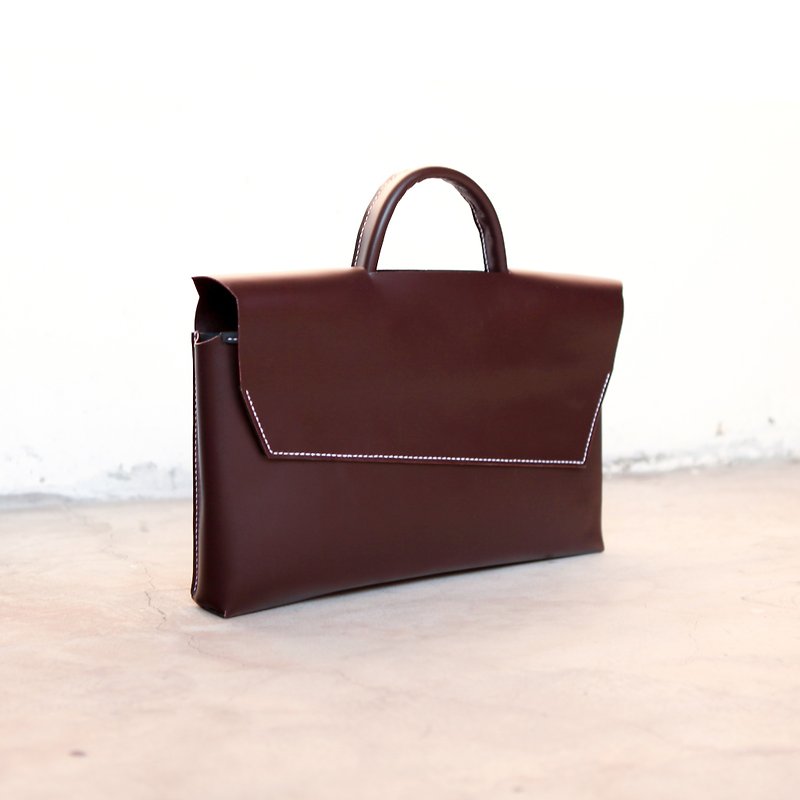 09. Hand-stitched leather briefcase - กระเป๋าเอกสาร - หนังแท้ สีนำ้ตาล