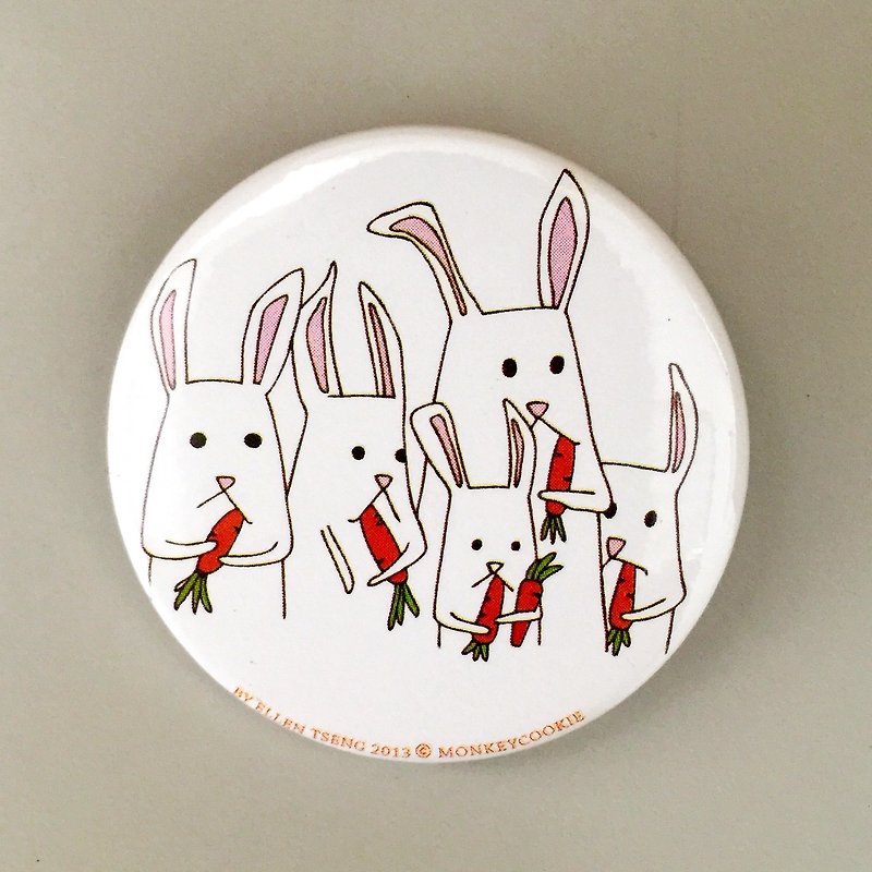 胸章 兔子愛吃紅蘿蔔  | MonkeyCookie - 徽章/別針 - 塑膠 紅色