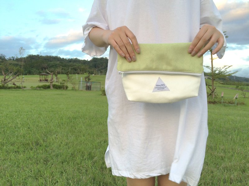 MaryWil Colorful Shoulder Bag-Grass Green/Apricot Cream - กระเป๋าแมสเซนเจอร์ - วัสดุอื่นๆ ขาว