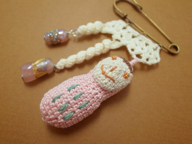 Crochet Lace Jewelry (Happy Peanut I-b) Brooch - Brooches - Cotton & Hemp Multicolor