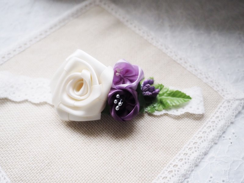 手作嬰兒女童白色絲帶玫瑰花婚禮手花襟花 - 胸花/手腕花 - 其他材質 紫色
