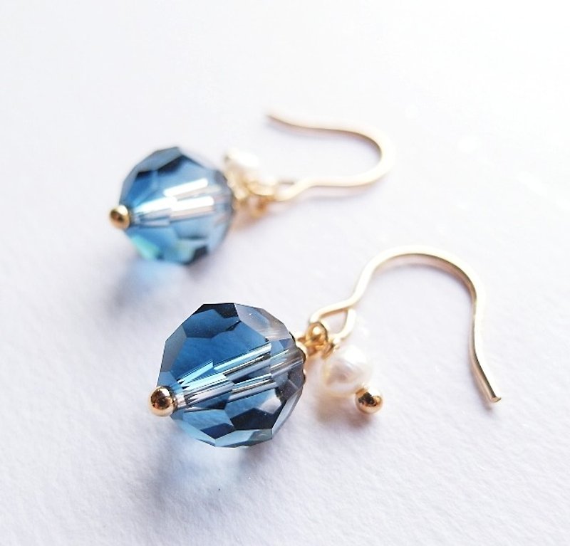 | Touch of moonlight | Aurora Swarovski Crystal Symphony 14K earrings - blue smoke - ต่างหู - เครื่องเพชรพลอย สีน้ำเงิน