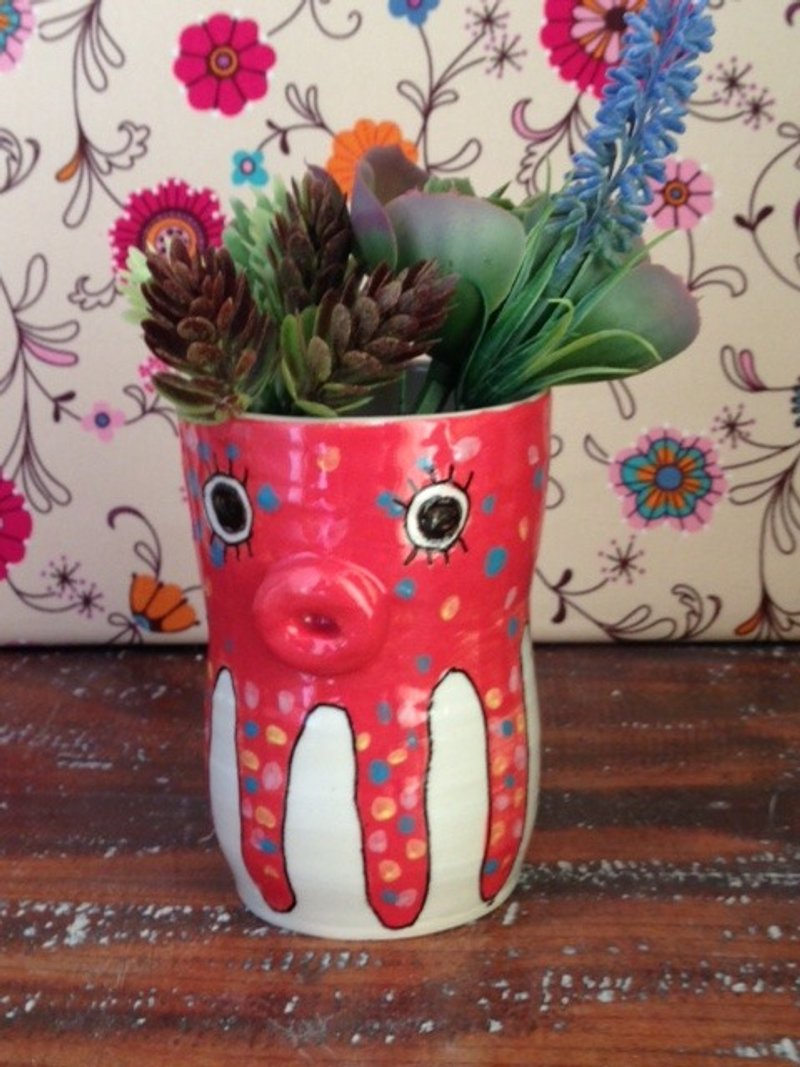 タコのカップ - 急須・ティーカップ - その他の素材 レッド