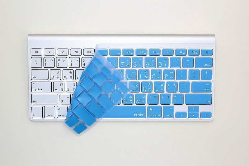 BEFINE Apple Wireless KB special keyboard protective film (KUSO Chinese Lion Edition) blue and white (8809305223044) - Tablet & Laptop Cases - Other Materials Blue