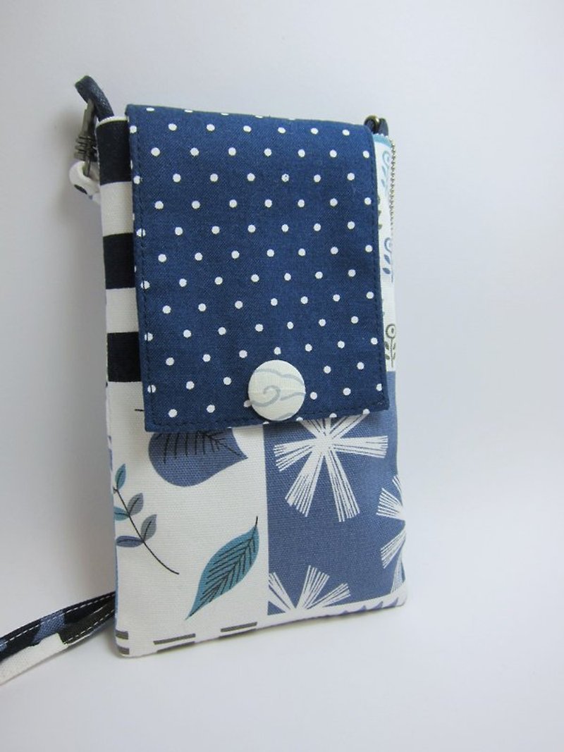 限量和風拼接手機袋(附手機造型小吊飾) - 側背包/斜孭袋 - 棉．麻 藍色