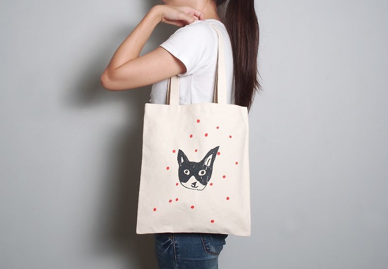 Hand-painted hand-printed fabric bag [Wang Wu] Single-sided pattern portable/shoulder - กระเป๋าแมสเซนเจอร์ - ผ้าฝ้าย/ผ้าลินิน สีดำ