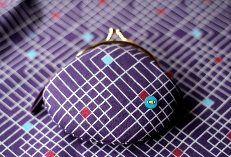 窗櫺 ◘ 手工小口金包 - Coin Purses - Other Materials Purple