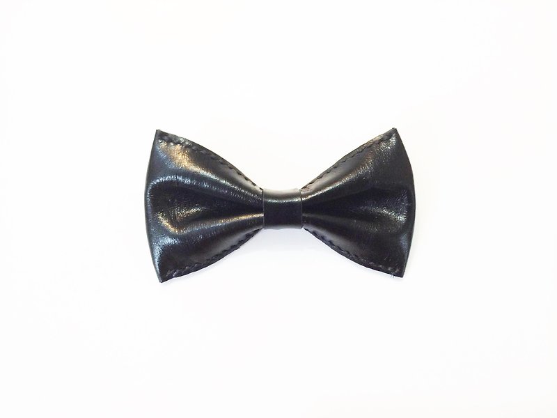 Italian vegetable tanned leather black bow tie Bowtie - เนคไท/ที่หนีบเนคไท - หนังแท้ สีดำ
