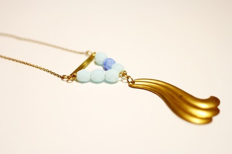 情人節禮物 ♥ { moimoi } 美人魚兒手工項鍊 天然石/黃銅片 - 項鍊 - 其他金屬 藍色