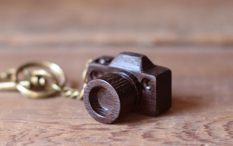 Handmade wooden miniature camera ▣ Deep Core keychain - Keychains - Other Materials Black