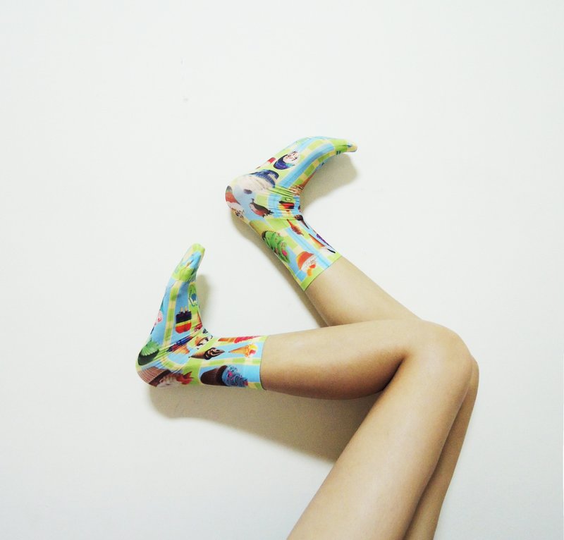 O+S=リミットオリジナルのデザイン プリント ソックス YAMMY CREAM おいしいアイスクリームサンデー カップケーキ原宿 ロリータ - 靴下・ソックス - その他の素材 多色