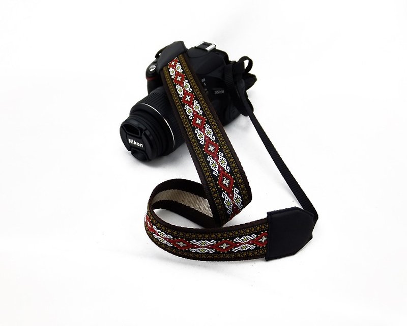 相機背帶 個性客製 可印字 真皮拼接 刺繡花紋  民族風010 - 相機背帶 - 紙 咖啡色
