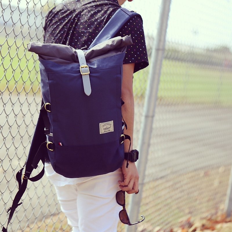 Matchwood Ranger pen tablet backpack 15-inch laptop exclusive sandwich navy - กระเป๋าเป้สะพายหลัง - วัสดุกันนำ้ สีน้ำเงิน