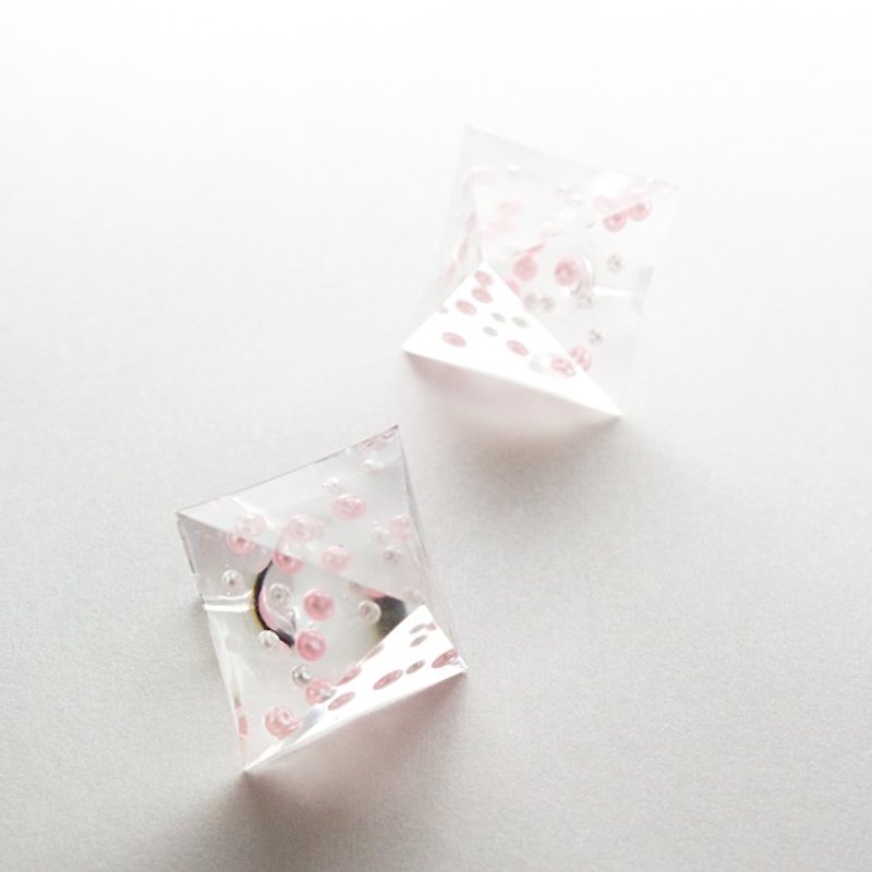 金字塔型耳環（霰餅） - 耳環/耳夾 - 其他材質 粉紅色