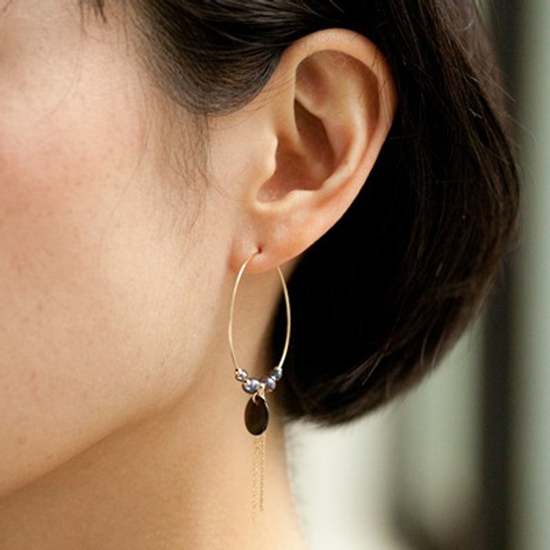 Hoop earrings, freshwater pearls and 14KGF delicate and chic hoop earrings, ShellPr01 - ต่างหู - โลหะ สีดำ