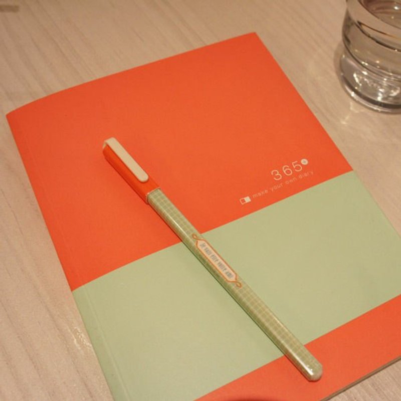 365 to take note of the new orange + apple green color calendar - Calendars - Paper Orange