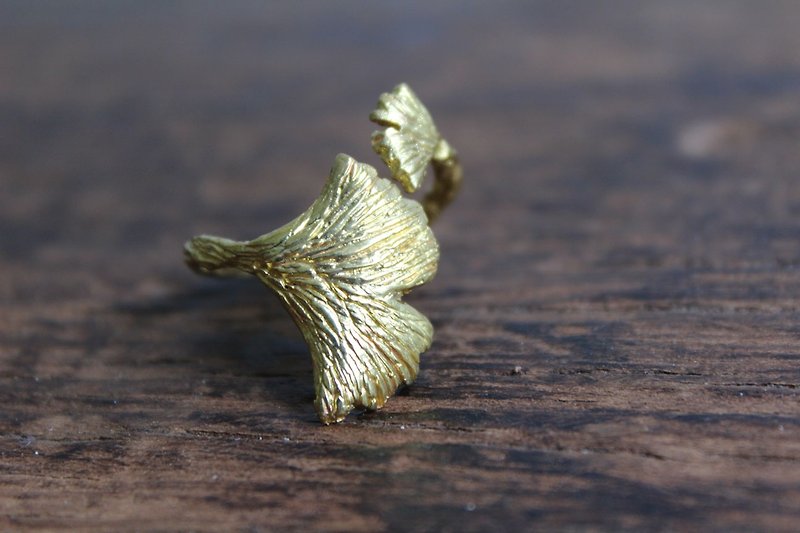 Ginko leaf ring made from brass - General Rings - Other Materials Gold
