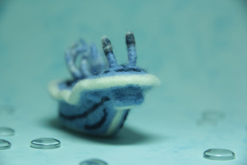 羊毛氈磁鐵~海蛞蝓(藍) - 磁鐵 - 羊毛 多色