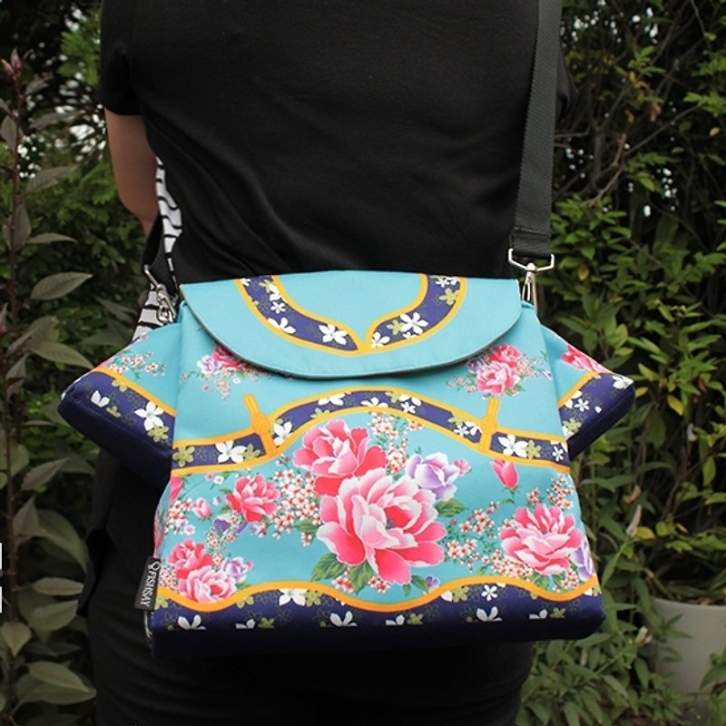 Taiwan flower cloth (blue) - Messenger Bags & Sling Bags - Other Materials Blue