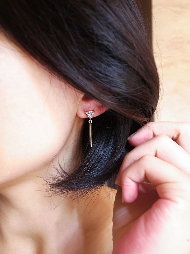 Round wishing symbol two-color wisdom anti-allergic 925 silver needle earrings - ต่างหู - โลหะ สีทอง