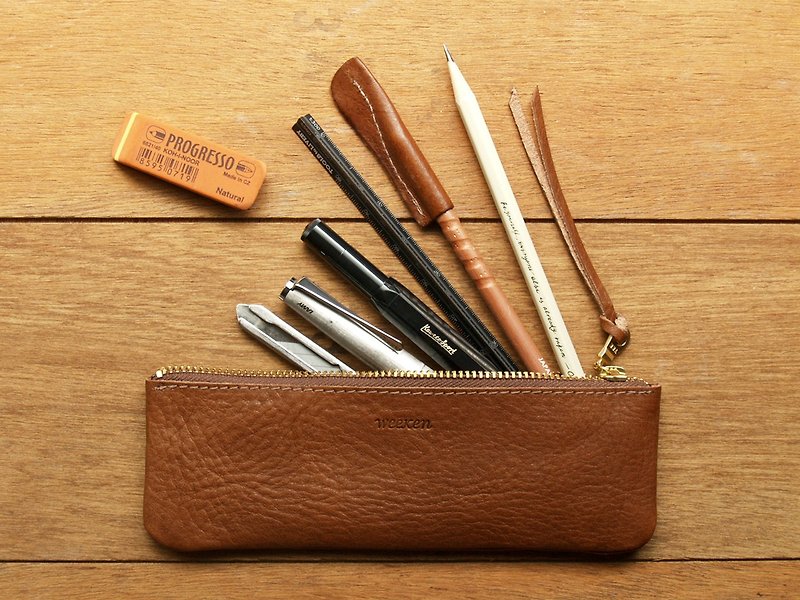 Leather Pen Case ( Custom Name ) - Caramel Coffee - กล่องดินสอ/ถุงดินสอ - หนังแท้ สีนำ้ตาล