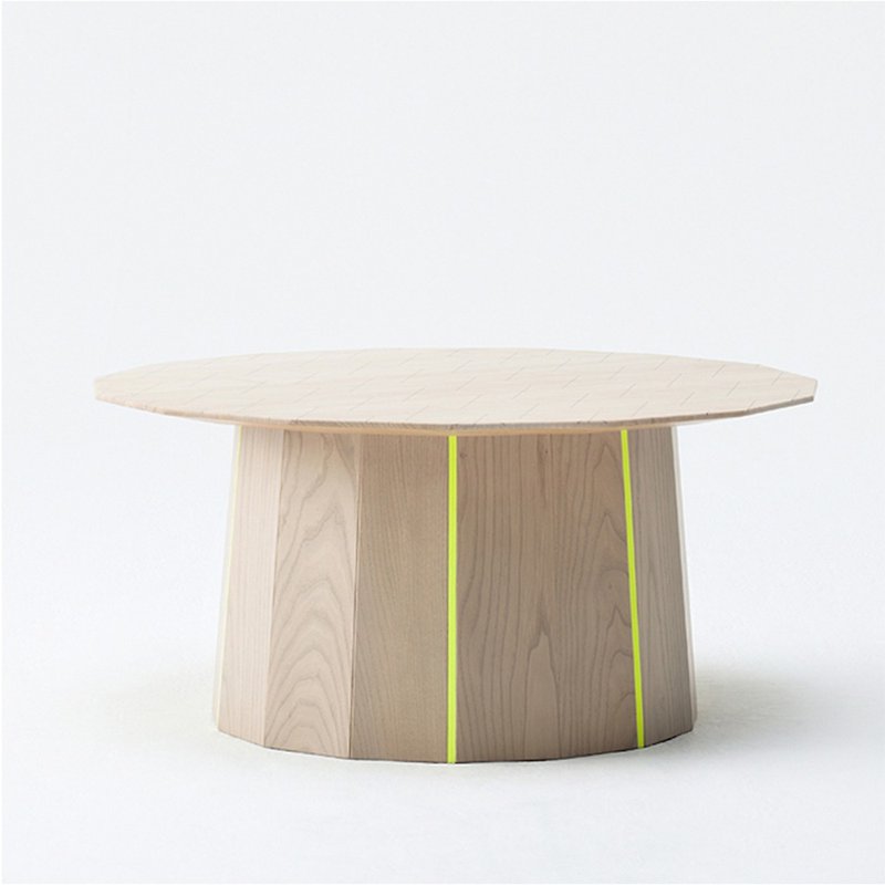 Colour Wood Plaid Coffee Table | KNS (Exhibits, shipping costs extra) - เฟอร์นิเจอร์อื่น ๆ - ไม้ หลากหลายสี
