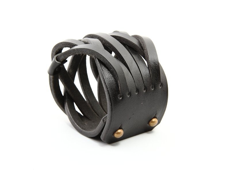 Embellish-Bracelet LB13-02201 Leather Bracelet - สร้อยข้อมือ - หนังแท้ สีดำ