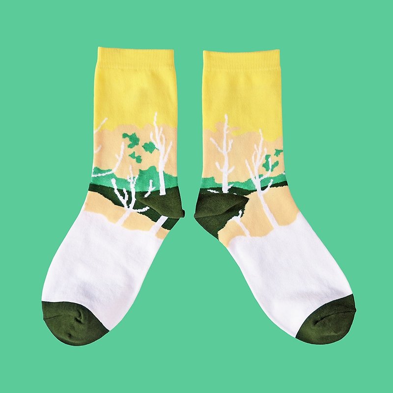 Sunset Yellow Unisex Crew Socks | mens socks | womens socks | colorful fun socks - ถุงเท้า - ผ้าฝ้าย/ผ้าลินิน สีเหลือง