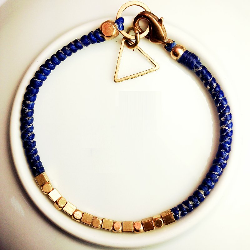 Smile geometry. ◆ Sugar Nok ◆ Simple series of hand-knitted Wax Bronze wire Bracelet - Bracelets - Other Metals Blue