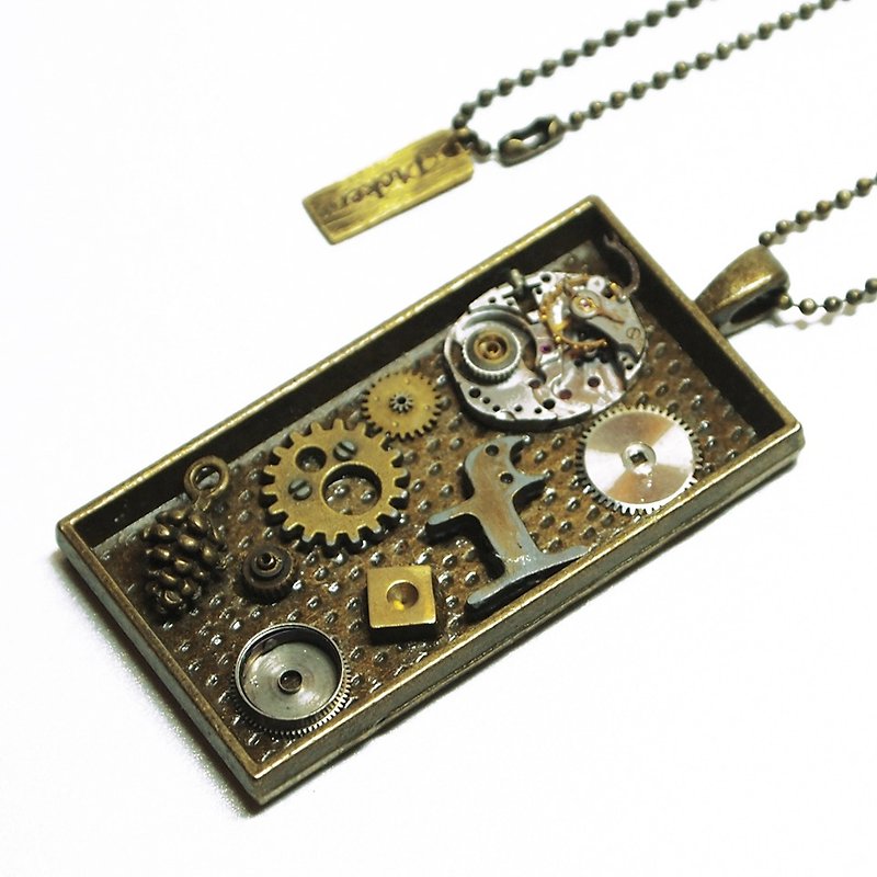 【Miniature museum miniature museum】neko - Necklaces - Paper Gold
