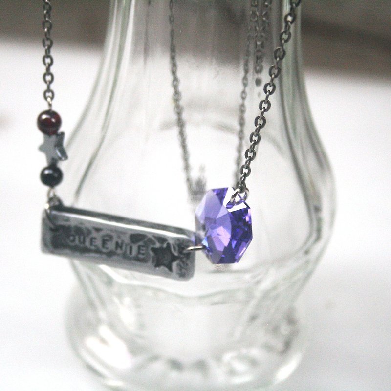 atwill. brand imprint lettering crystal necklace / amethyst - Necklaces - Other Metals Silver