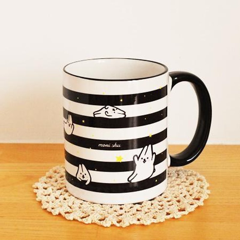 Mori Shu麻糬兔黑白簡約馬克杯(橫條款) - 咖啡杯/馬克杯 - 陶 黑色