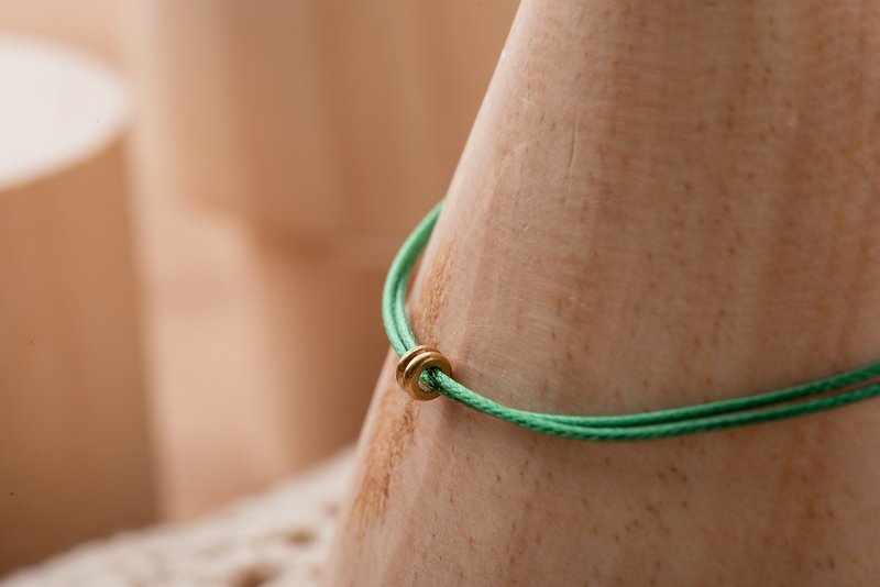 Charlene Handmade Wristband - สร้อยข้อมือ - วัสดุอื่นๆ สีเขียว