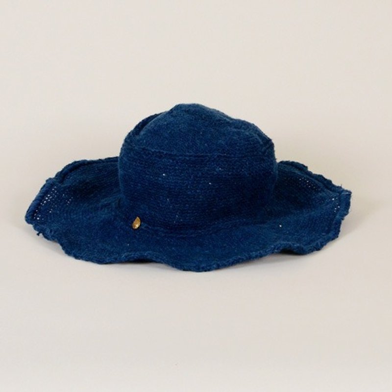 Earth tree fair trade- "2015 hand-knitted hat Series" - hand-woven linen cap blue - หมวก - พืช/ดอกไม้ 