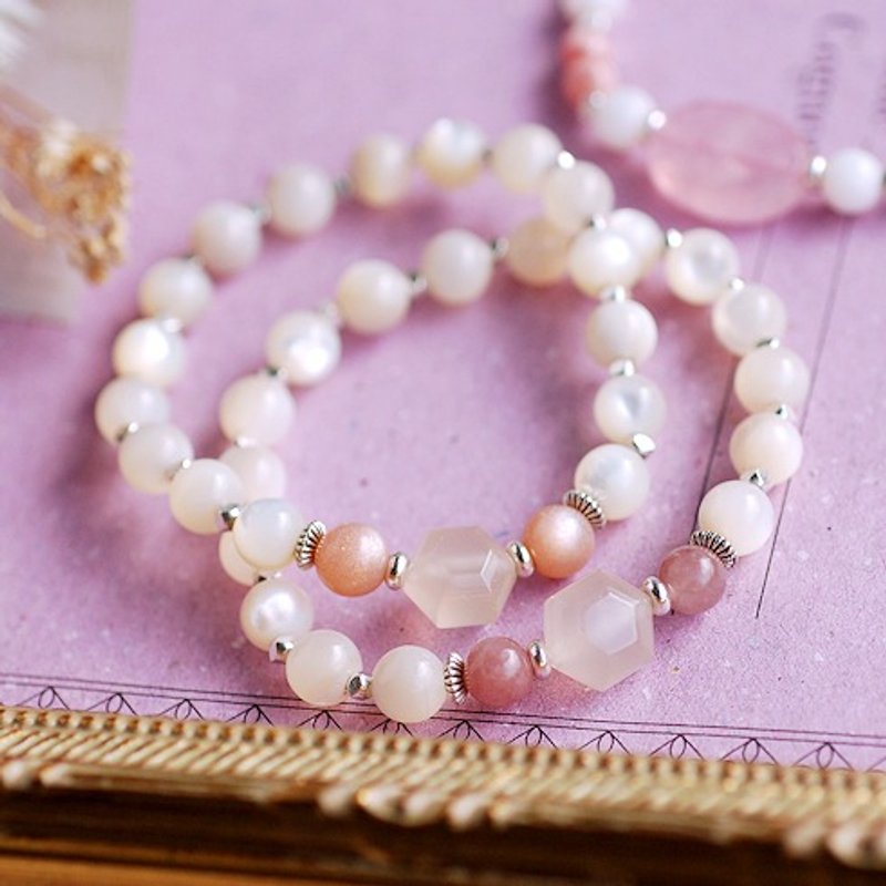 :::*CaWaiiDaisy*::: pink chalcedony stars*Sunstone*DF * jade opal pearl bracelet - Bracelets - Gemstone White