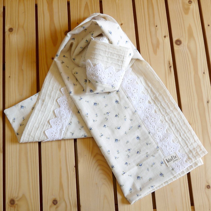 Japanese zakka handmade scarves - Blue Rose - ผ้าพันคอ - วัสดุอื่นๆ ขาว