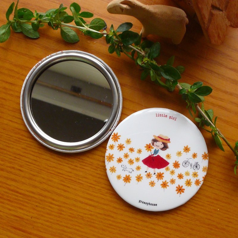 Portable illustration small round mirror - red dress girl - Makeup Brushes - Other Metals Red