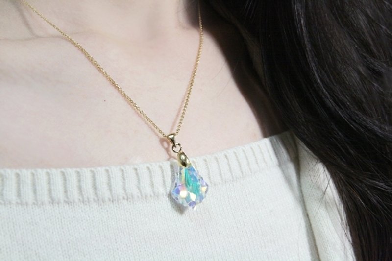 [Ofelia arts & amp; crafts] Austrian crystal series - dazzling crystal necklace [N16-Eva] - Necklaces - Gemstone Blue