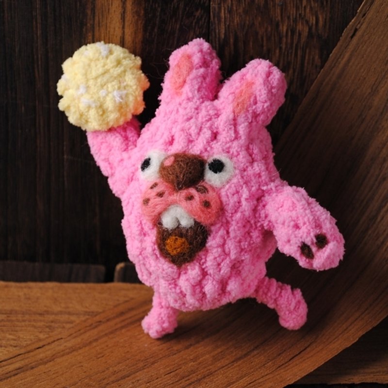 情人節【霏娃手作】8cm 波兔PokoPang古銅鑰匙圈 兔子鑰匙圈 (歡迎訂做你的LINE圖娃娃) - Stuffed Dolls & Figurines - Other Materials Pink