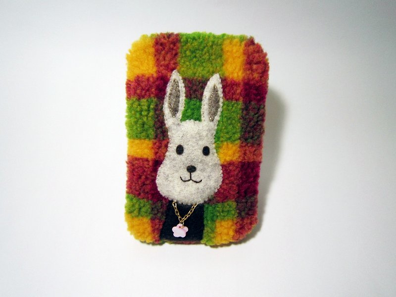 Bunny phone bag with necklace - เคส/ซองมือถือ - วัสดุอื่นๆ หลากหลายสี