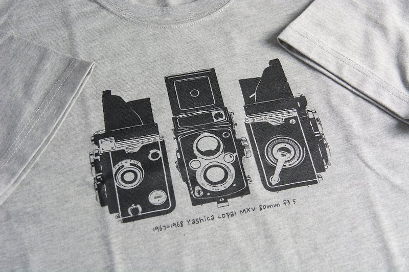 Final Sale T-Shirt - Yashica 12 TLR - Unisex Hoodies & T-Shirts - Cotton & Hemp Gray
