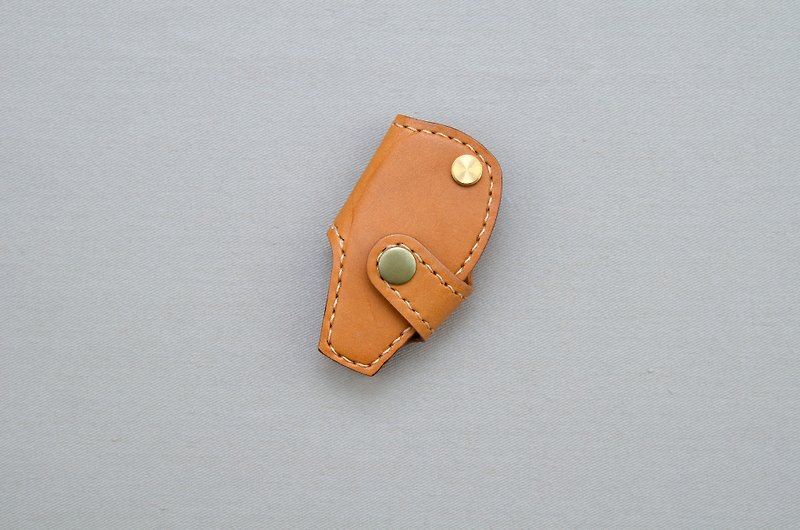 pipilala handmade leather vegetable tanned leather series Benz car key holster harness Method A / B / E / C / GL - Keychains - Genuine Leather Brown