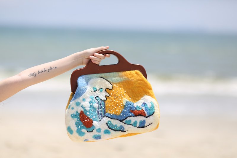 ขนแกะ กระเป๋าถือ สีเหลือง - GreatWave The Great Wave off Kanagawa Katsushika Hokusai Ukiyo-e wool felt handmade handbag