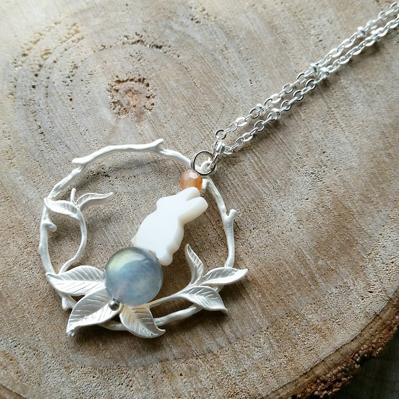Long Labradorite-Fritillary Rabbit, Faceted Agate Stone 925 Sterling Silver Long Necklace - Long Necklaces - Gemstone Yellow